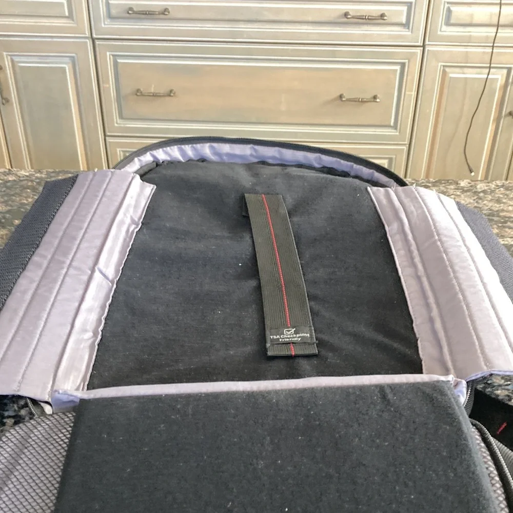 SAMSONITE TRAVEL COMMUTER LAPTOP BACKPACK